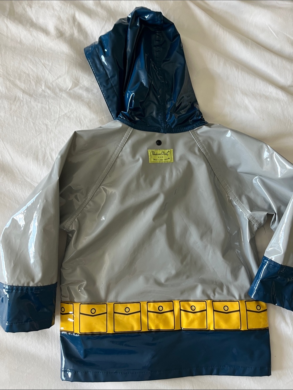 Batman raincoat - Picture 3 of 3